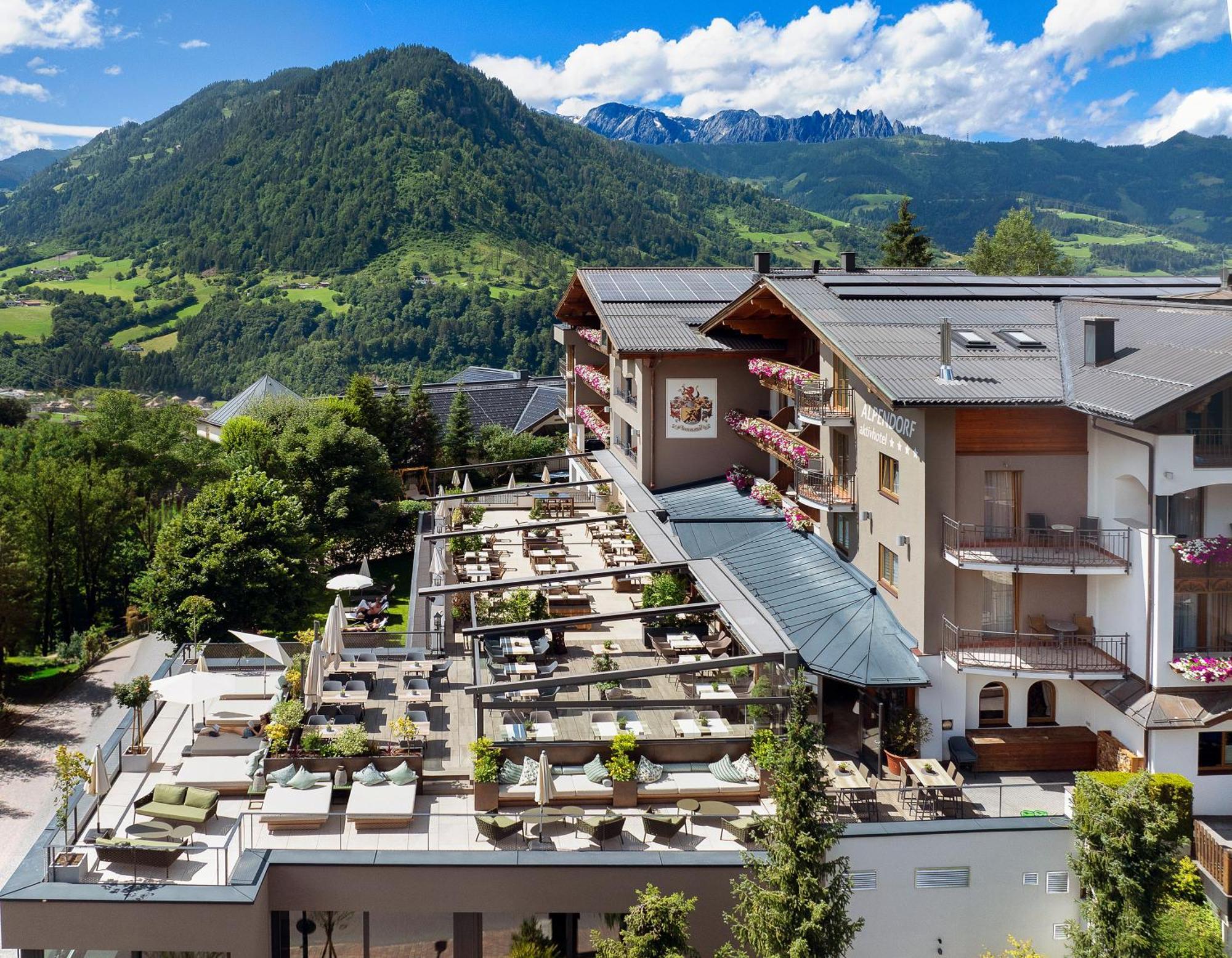 Aktivhotel Alpendorf Sankt Johann im Pongau Dış mekan fotoğraf